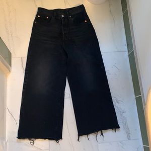 Levi’s Wide Leg Jeans size 26